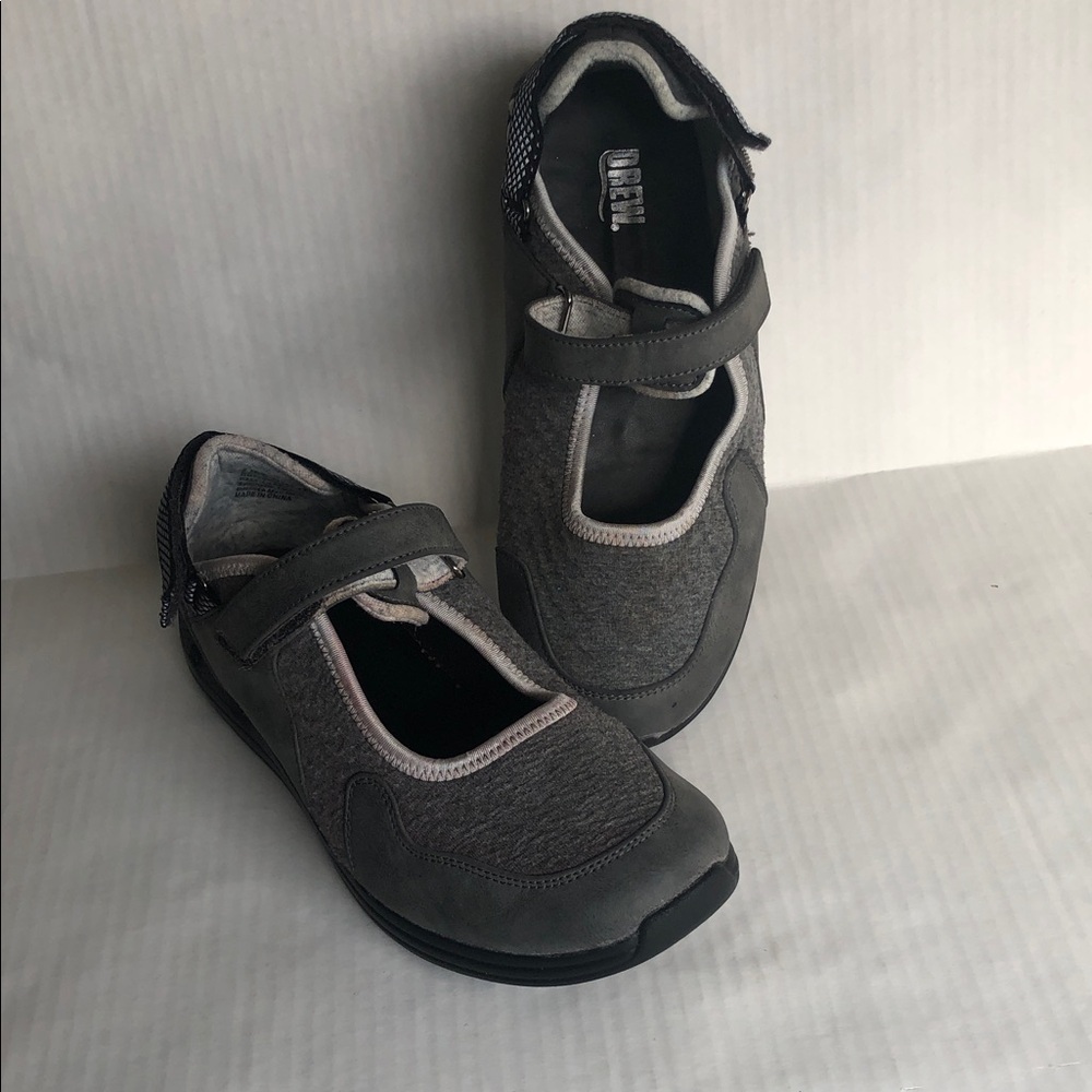 DREW Buttercup Maryjanes Orthopedic Shoes
Gray Size 8.5WW
